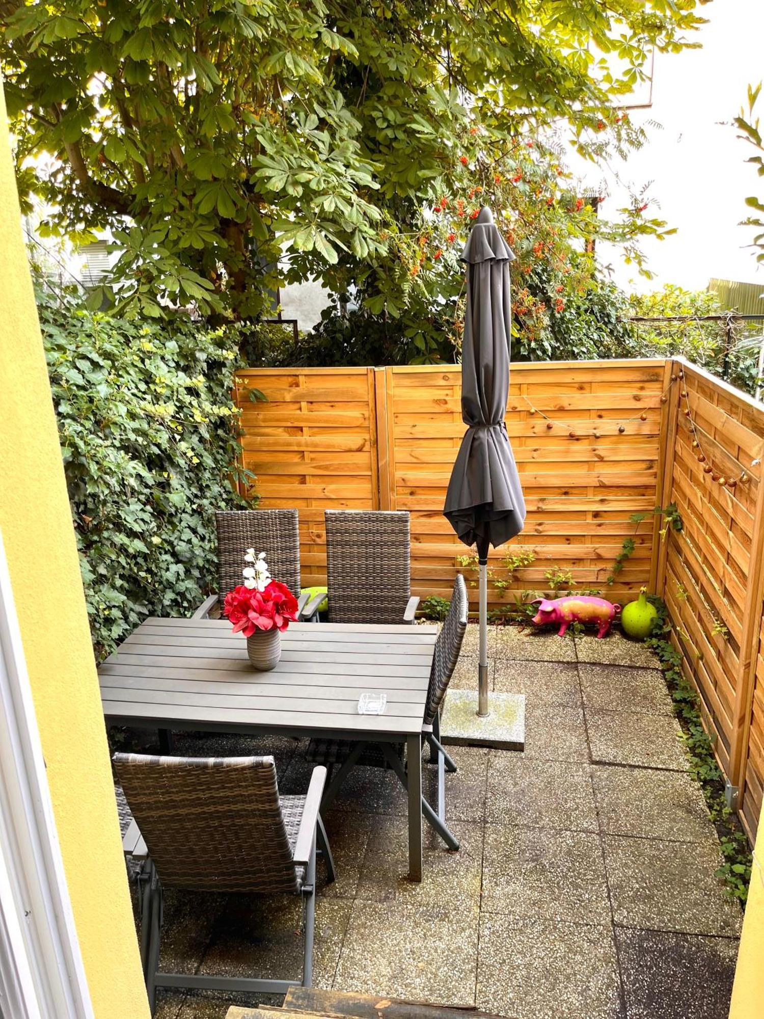 Doppelzimmer Mit Terrasse In Privatem Zuhause Lübeck Exterior foto